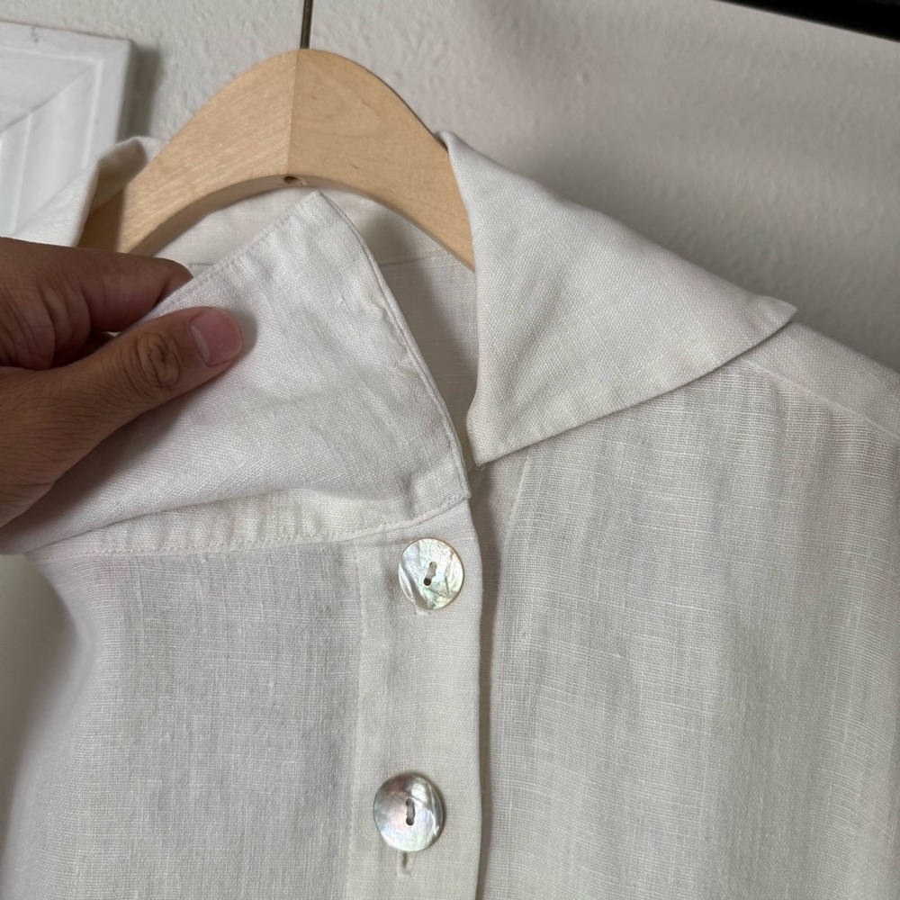 Christopher Calvin White Linen Shell Button Asymm… - image 5